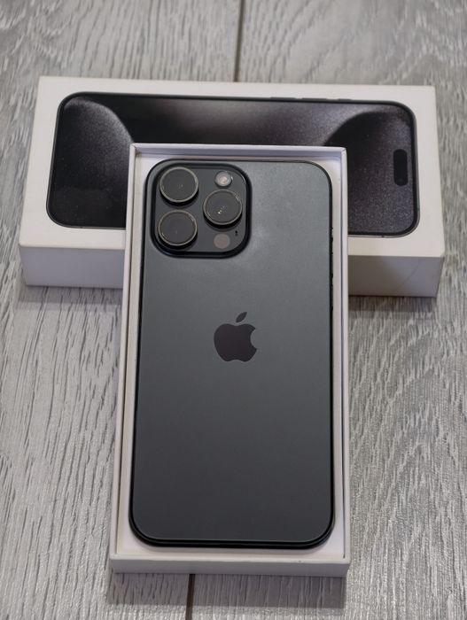 iPhone 15 Pro Max 256 gb ёмкость 93