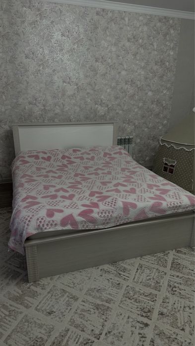 Продам кровать со шкафом