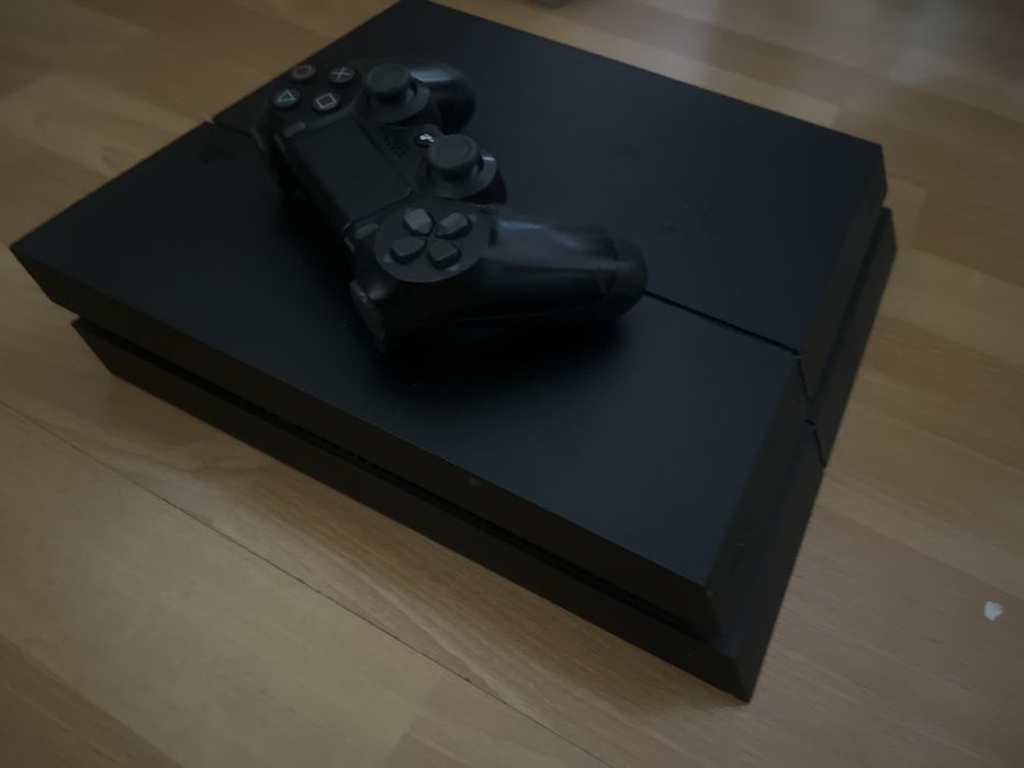 PlayStation 4 (PS4) 1Tb + Controller + 7 Jocuri originale / Pachet sau separat