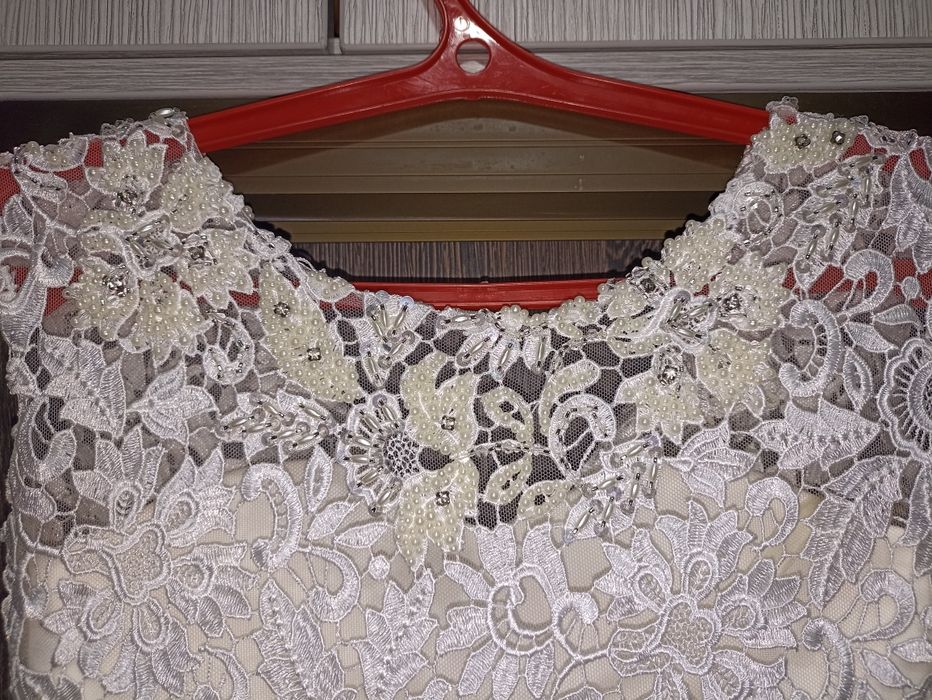 Продам шикарное платье