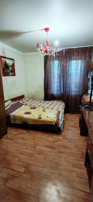 Продам 3 х  Достык Молл