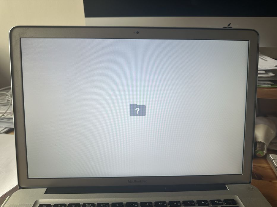 Dezmembrez macbook pro 15” A1286