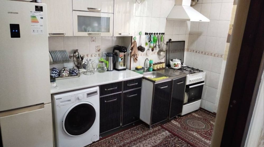 * ЖУКОВСКИЙ 3/1/4 Чиланзар 14 квартал Подвал+Огород Продаётся квартира