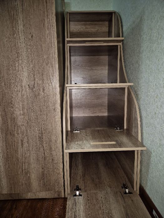Детская кровать, двухэтажная, с рабочей зоной и хранением