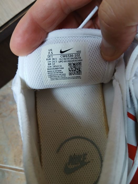 Vând nike air force 1