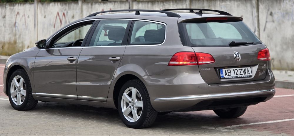VOLKSWAGEN Passat 2012 — imagine 4