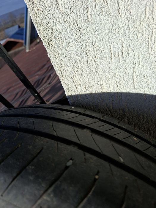 Vind roti Hyundai Kona cu cauciucuri de vara 205x60x16