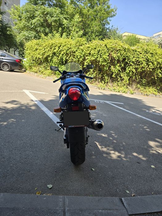 Vand Suzuki GSX 600f