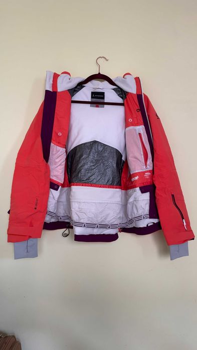 Oригинално дамскo ски яке ATOMIC Treeline 2L Flex като ново!