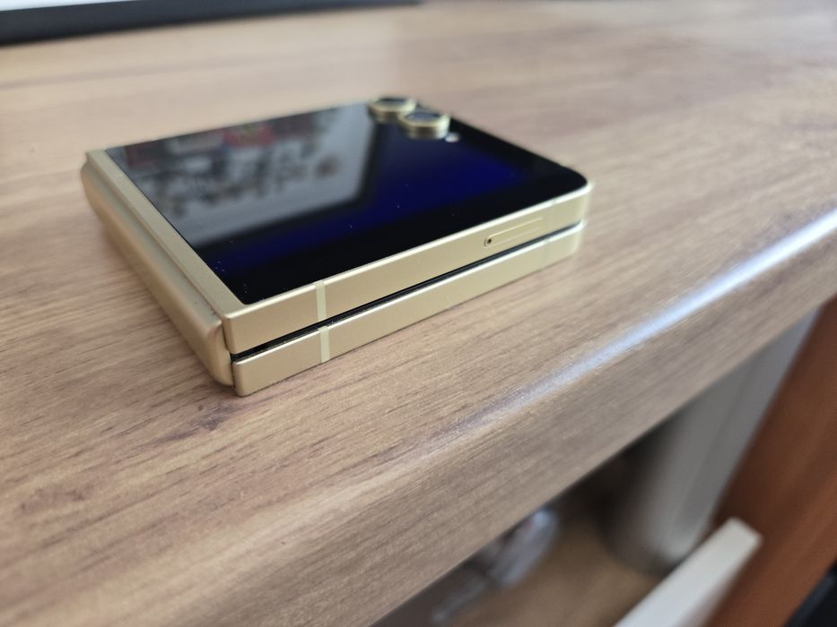 Samsung  Z flip 6 , Самсунг З флип 6