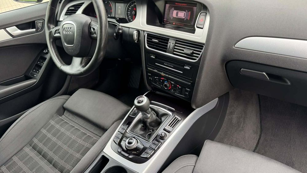 Audi A4 B8 2011.