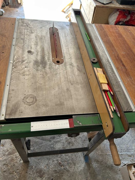 Настолен циркуляр