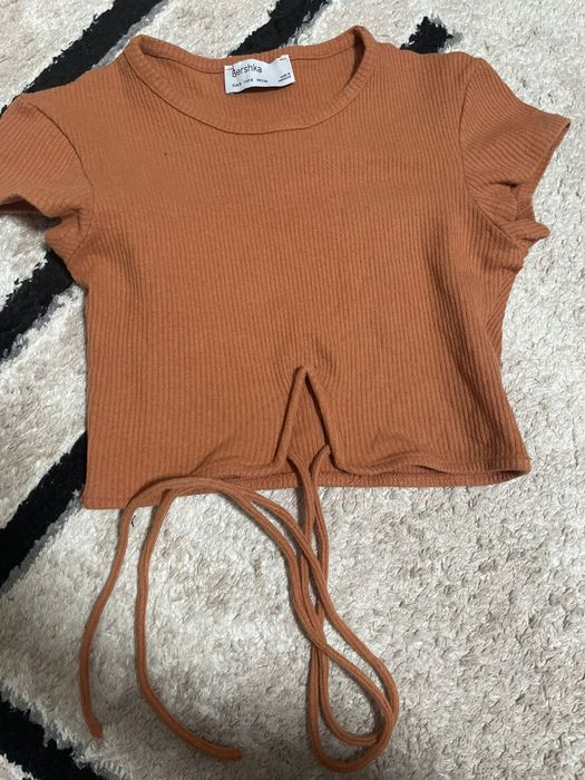 Sarafsn dama + tricou Bershka