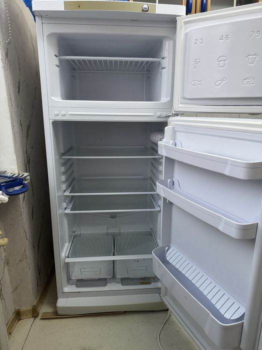 Рабочий холодильник