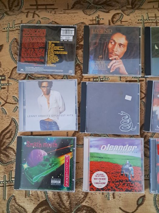 CD-uri Metallica, Rage Against the Machine,  Monster Magnet etc.