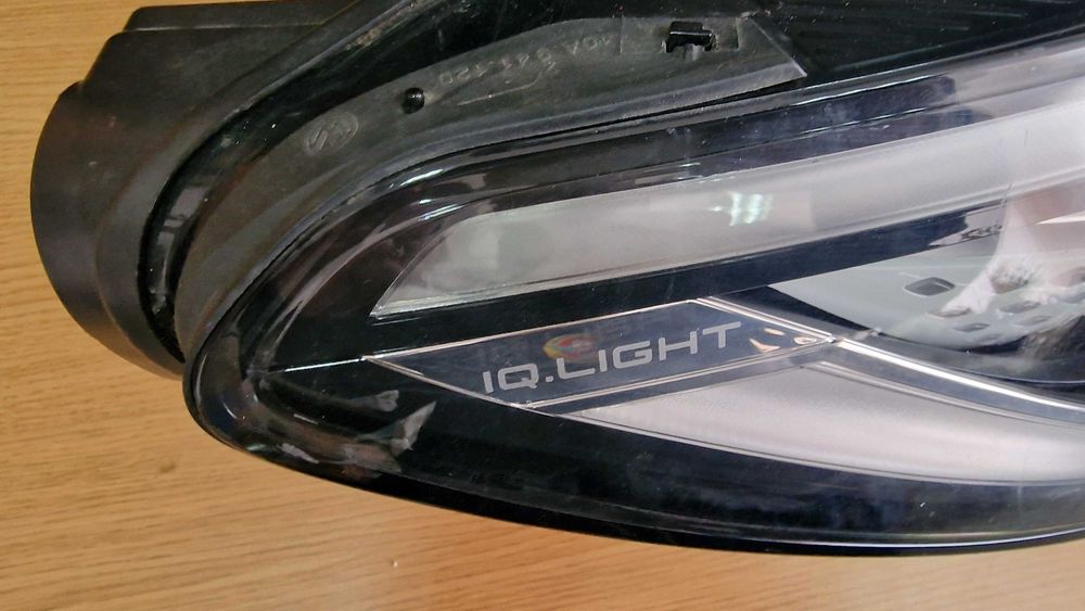 VW ID.3 ID 3 ID3 ИД3 десен фар лед ксенон LED IQ Light