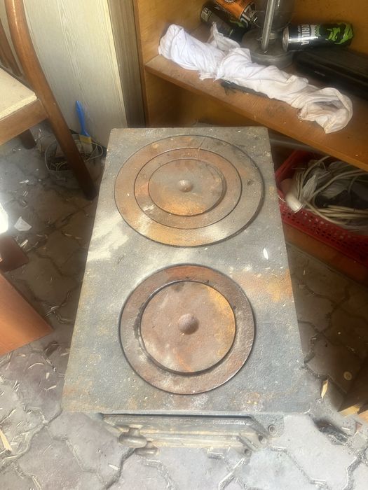 Новый Печь чугунный