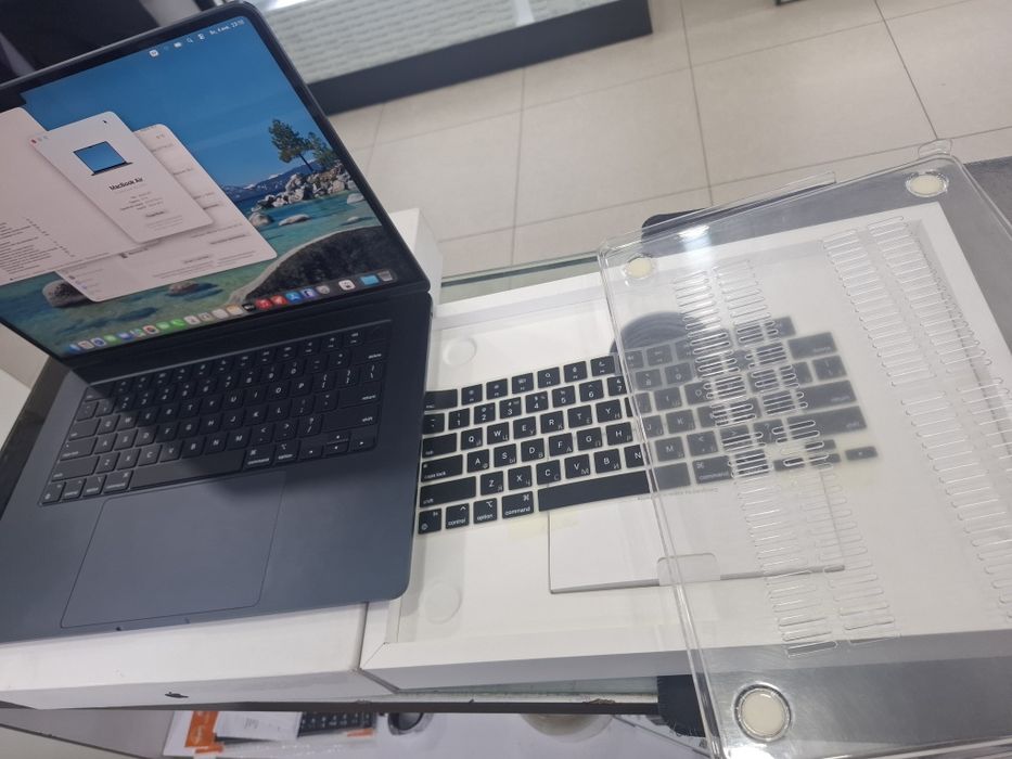 Macbook air m3 8/512 ideal 15" inch