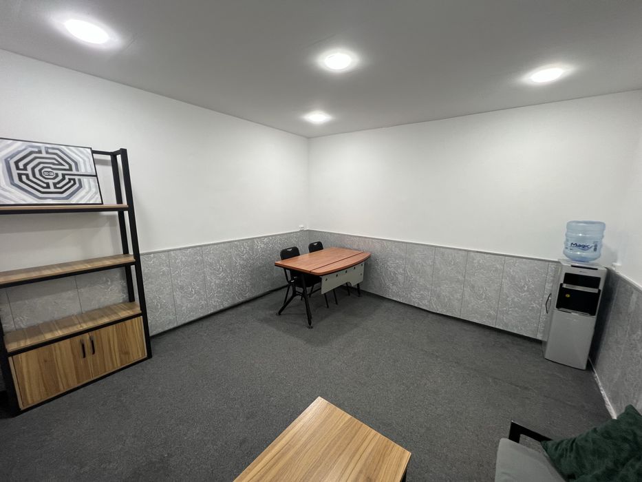 Аренда под офис АкфаМедЛайн, недалеко метро Беруний 28м2 2 комната