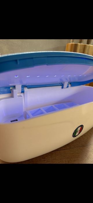 UV Стерилизатор за четки за грим или инструменти за маникюр