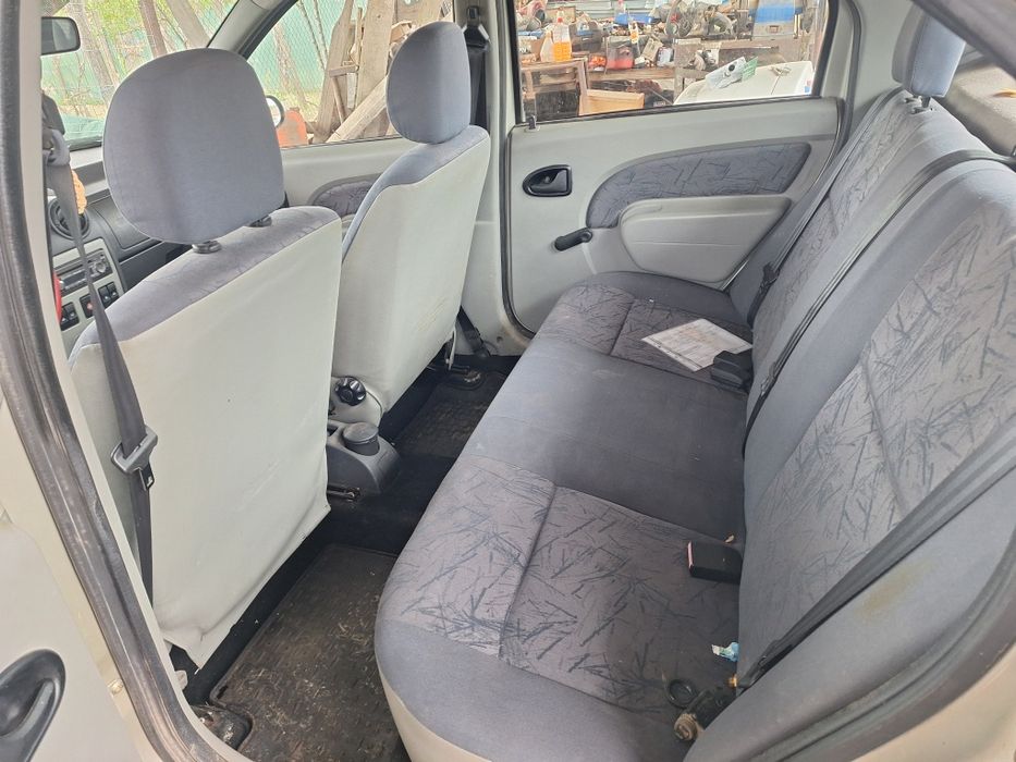 Vand dacia logan