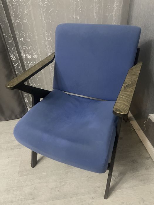 Кресло / стул голубой цвет