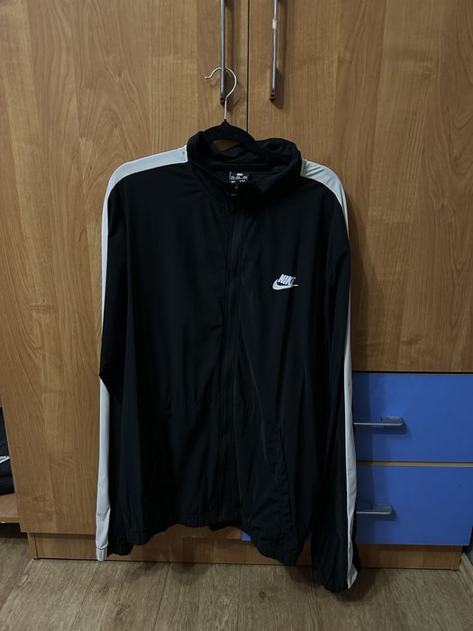 Кофты, джинсы, спортивные штаны