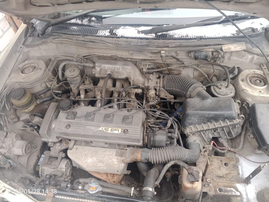 Продам машину таета Салуна