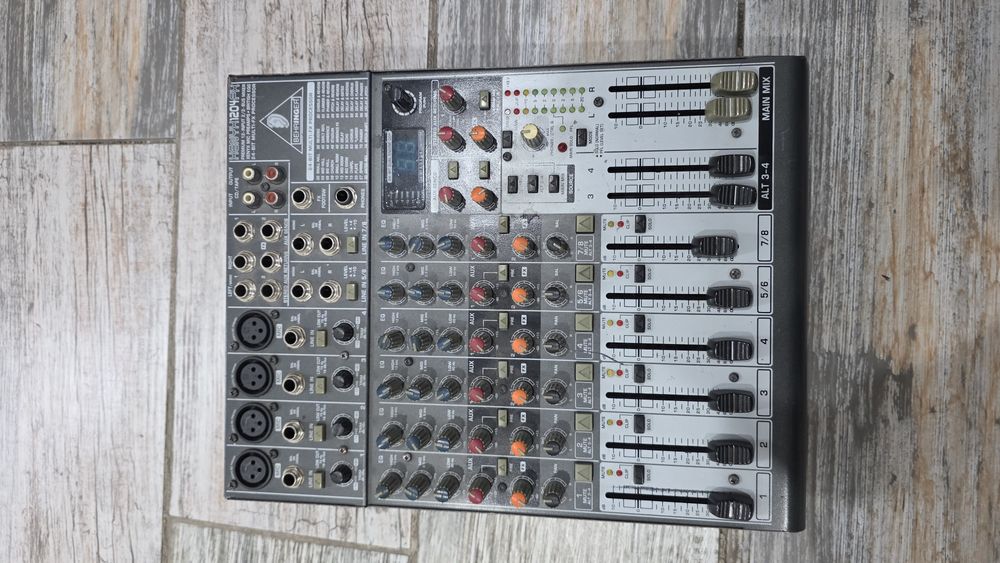 Микшерный пульт продам