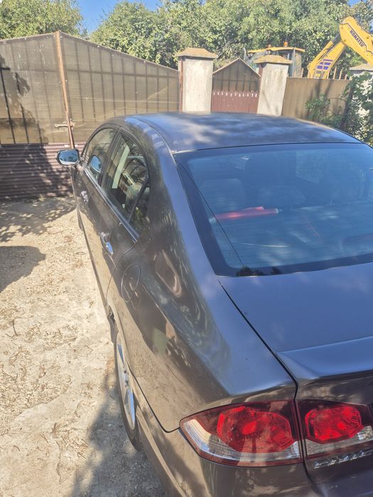 HONDA Civic 2010 — imagine 2