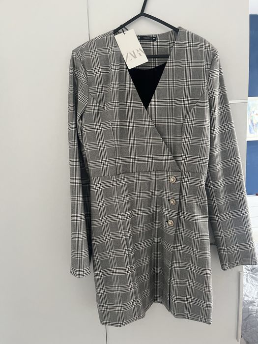 Нова Рокля на Зара