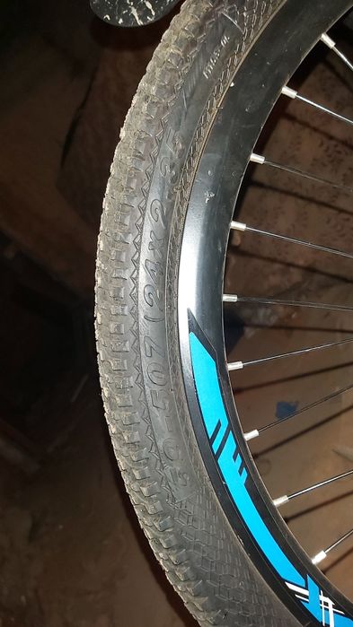 Продам велосипед в подарок самокат.