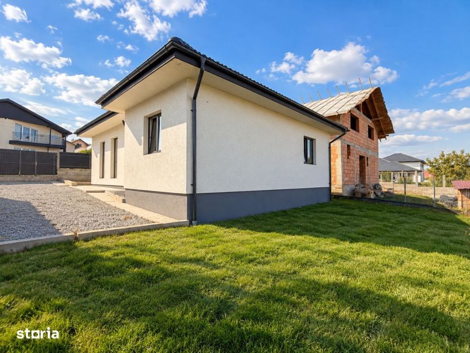 Casa Pe un Nivel - SU 90MP I Teren 490MP - la Intrare in Campenesti