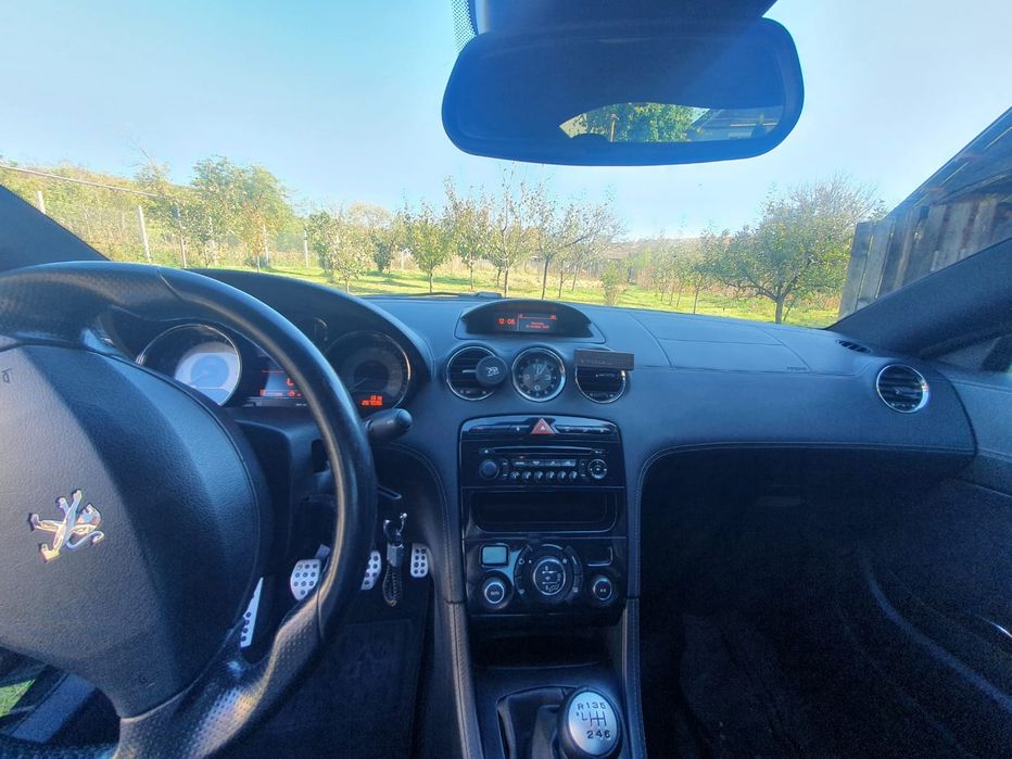 Peugeot      RCZ