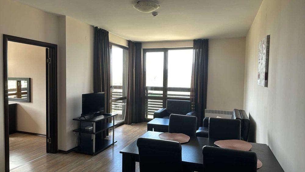 Дава се под наем Двустаен апартамент в Банско - 70 кв.м за 800 € - Снимка #3