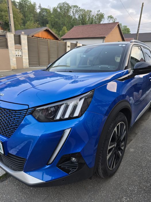 Peugeot e 2008 GT premium