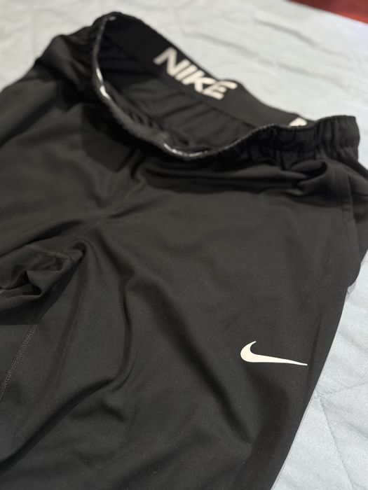 Trening Nike , compleu din 2 bucati