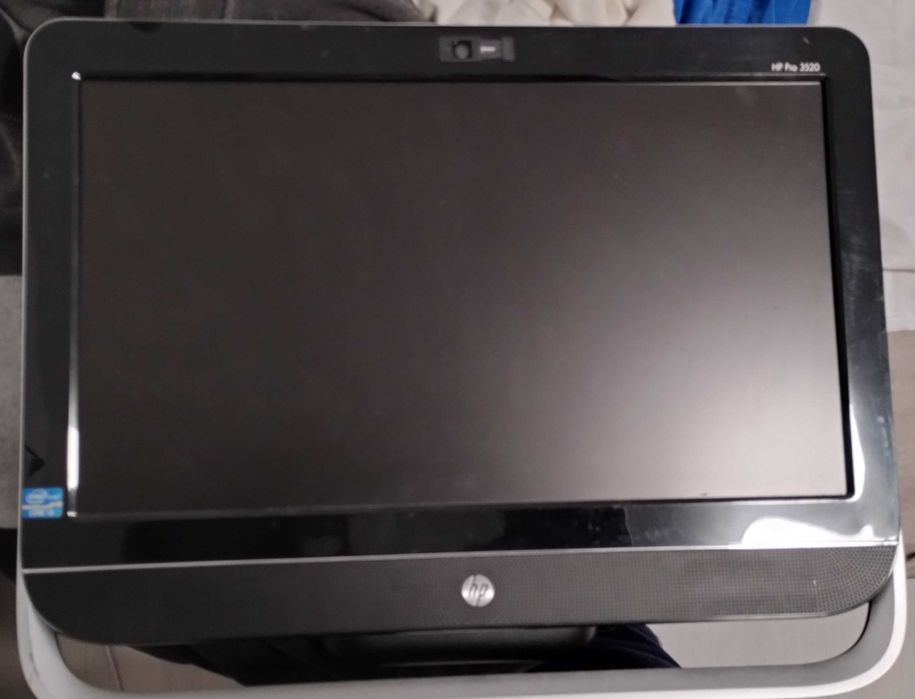 Sistem Desktop PC HP Pro 3520 All-in-One 20”