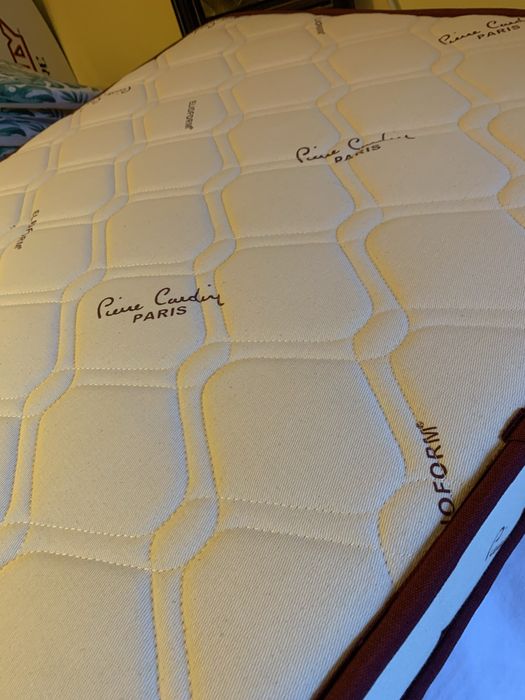 Продавам детски матрак + подарък