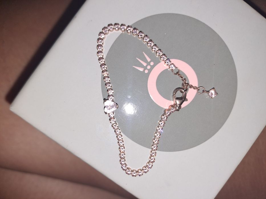 Гривна пандора- носена няколко пъти