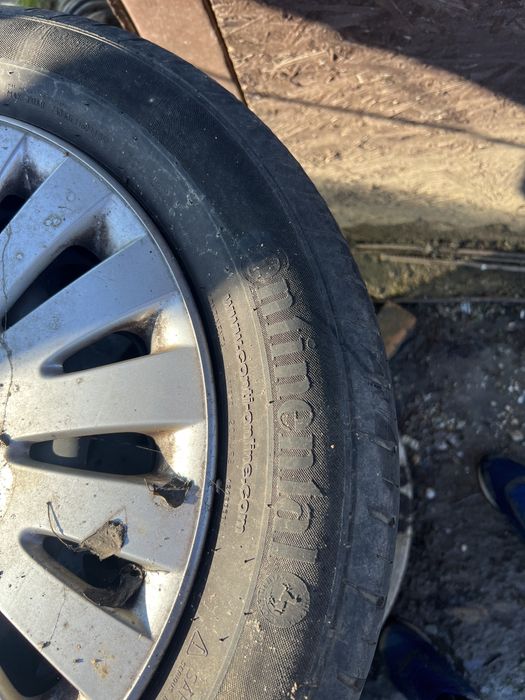 Cauciucuri Continental 215/55/16 cu jante tabla vw