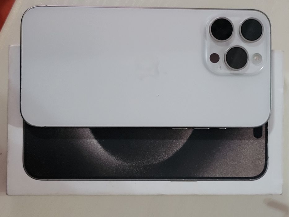 Айфон 15 про мах 256/100