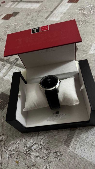 Часы Tissot Secret Date