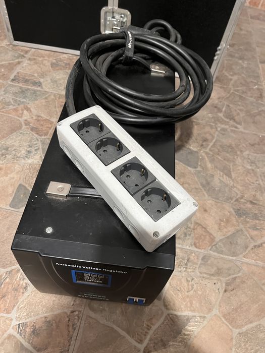 Stabilizator de tensiune