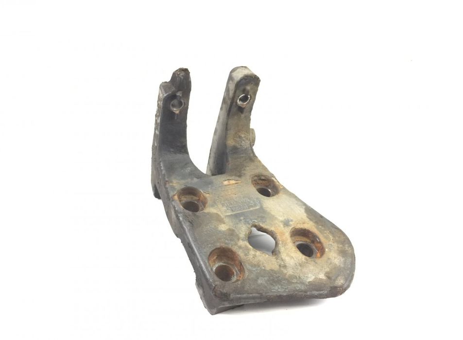 20806896 Suportul tijei de torque, axa față dreapta VOLVO FH12, FH16, NH12, FH, VNL780 (1993-2014) VOLVO