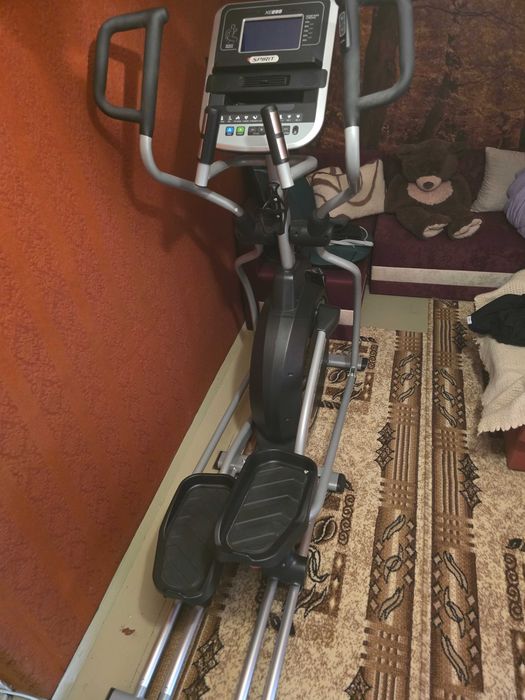 Spirit xe295 elliptical