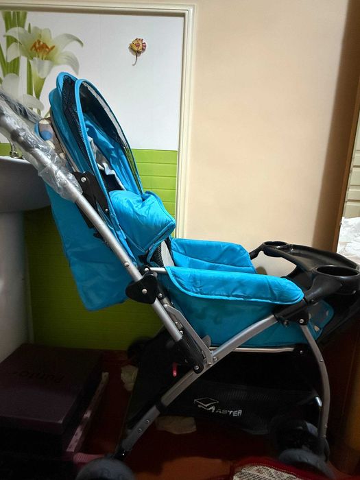 Продается коляска новая