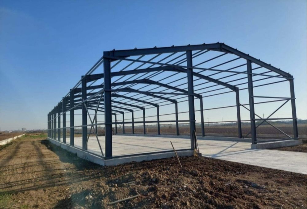 Vând hală metalica 10x20x4