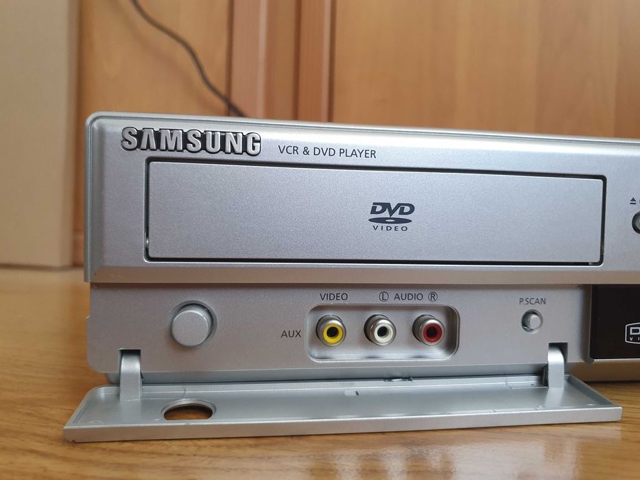 Система  -SAMSUNG DVD-V5600