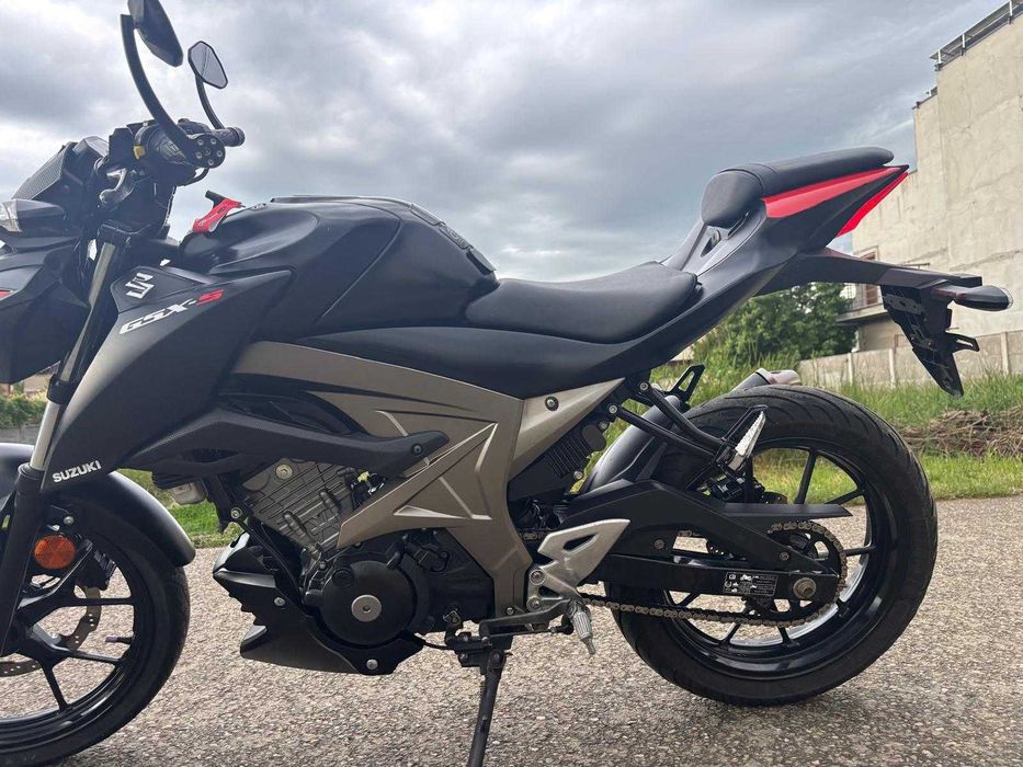 suzuki gsx s125 ' Auto, moto si ambarcatiuni ' OLX.ro